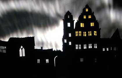 Die Alte Hofhaltung in Bamberg ist nicht nur die ideale Kulisse nur für die Calderon Festspiele, sondern auch für das „Theater der Schatten“.